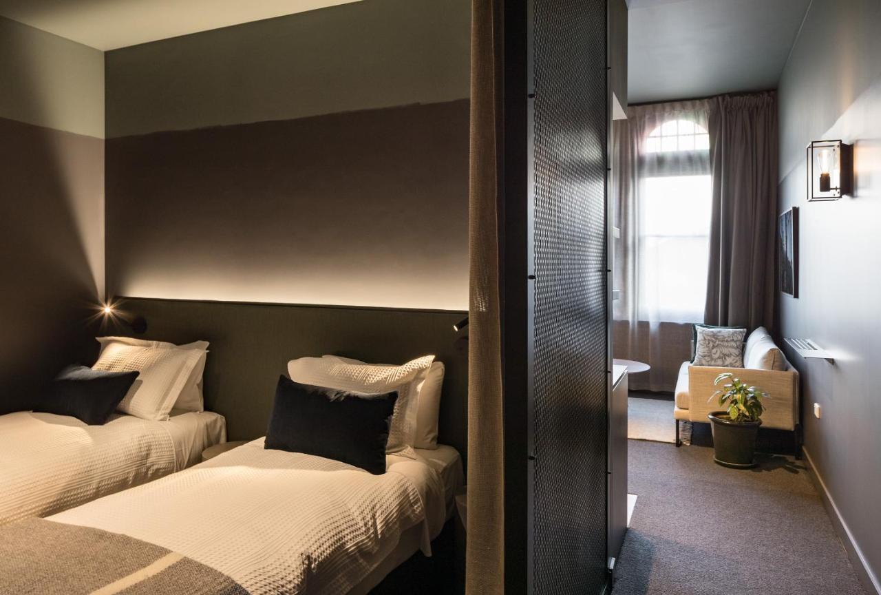 The Chamberson Hotel ดะนีดิน ภายนอก รูปภาพ A room at the Hotel